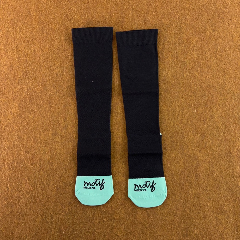 Motif Medical Women Large Black Mint 20-30 mmHg Maternity Compression Socks NWT